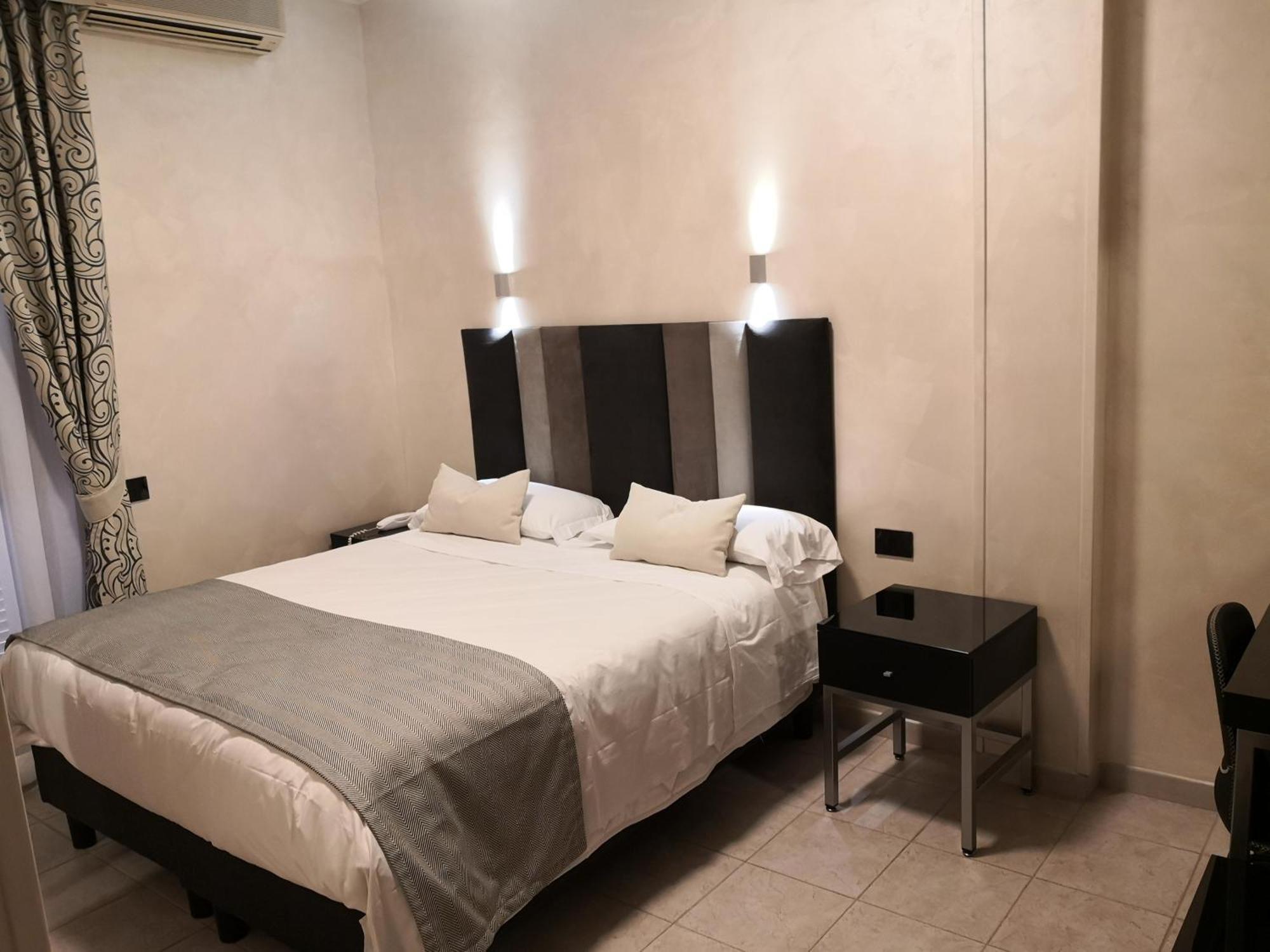Hotel Rimini — Foto 1
